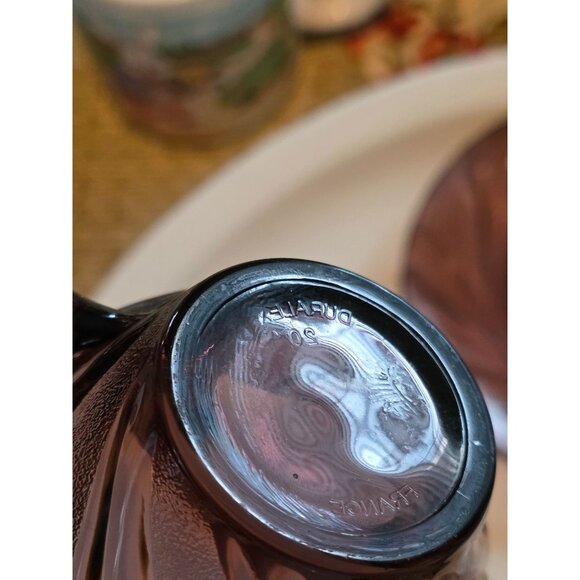 Vintage Arcoroc France Swirl Purple Glass Coffee Cup & Saucer Set - Picture 2 of 16